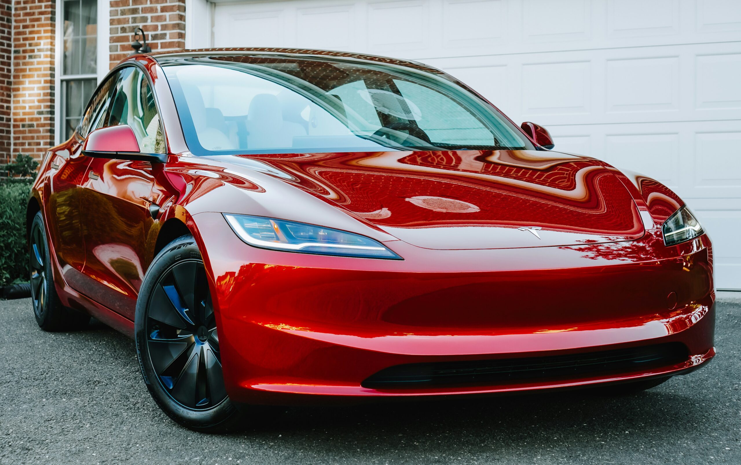 What Tesla’s 2025 Stock Predictions Mean for Investors in New York